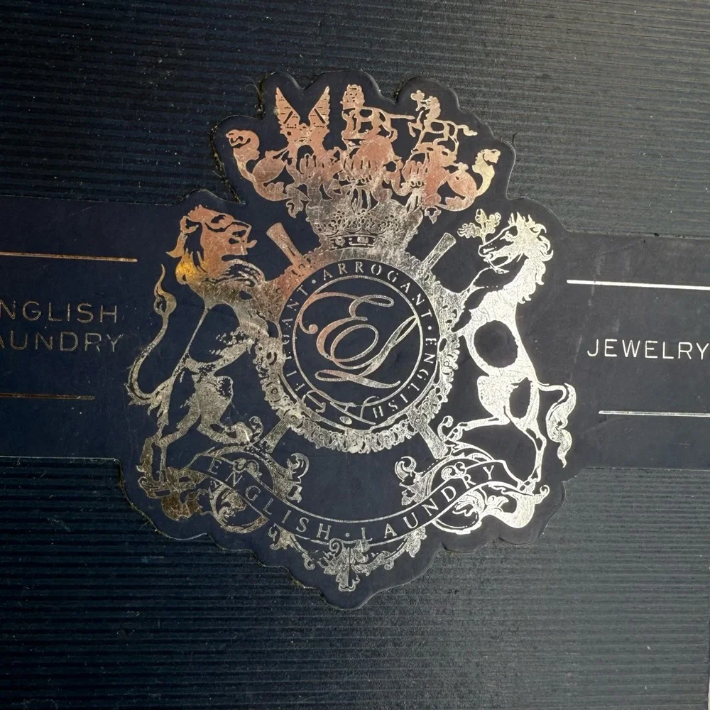 New Men’s cross necklace and curb link bracelet set, stainless steel w/diamonds - Picture 8 of 9